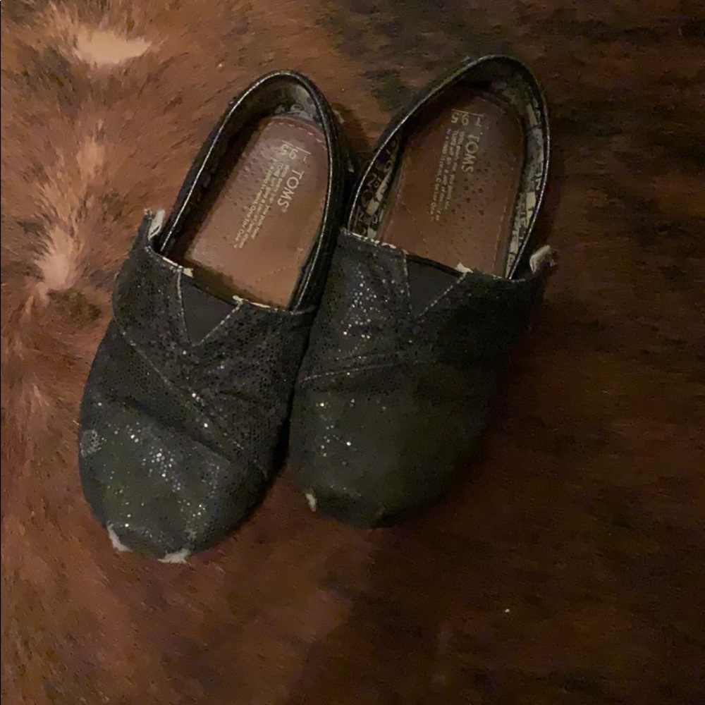 Girls shoes